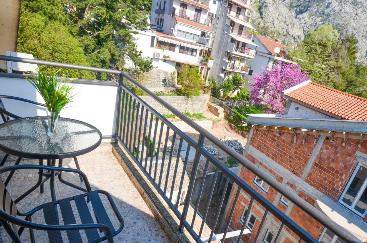 Apartment Barona Kotor Exteriér fotografie